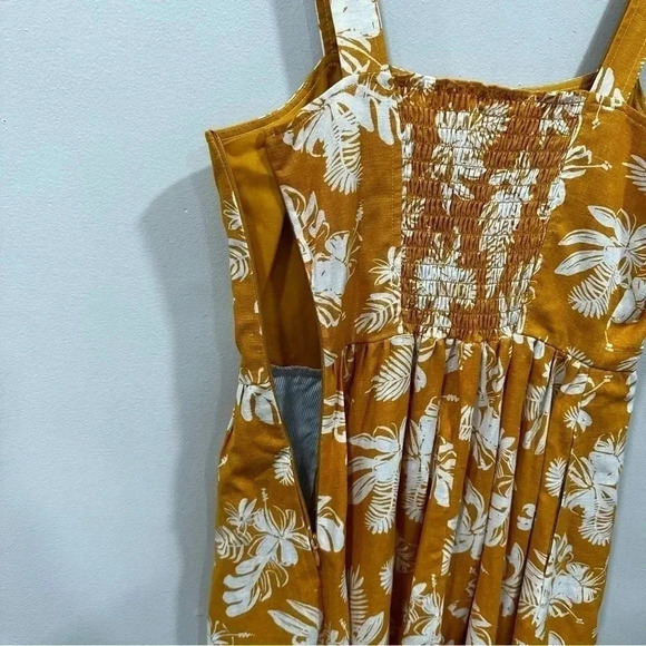 Tommy Hilfiger Yellow Floral Print Fit & Flare Linen
Blend Dress Small - Picture 7 of 9
